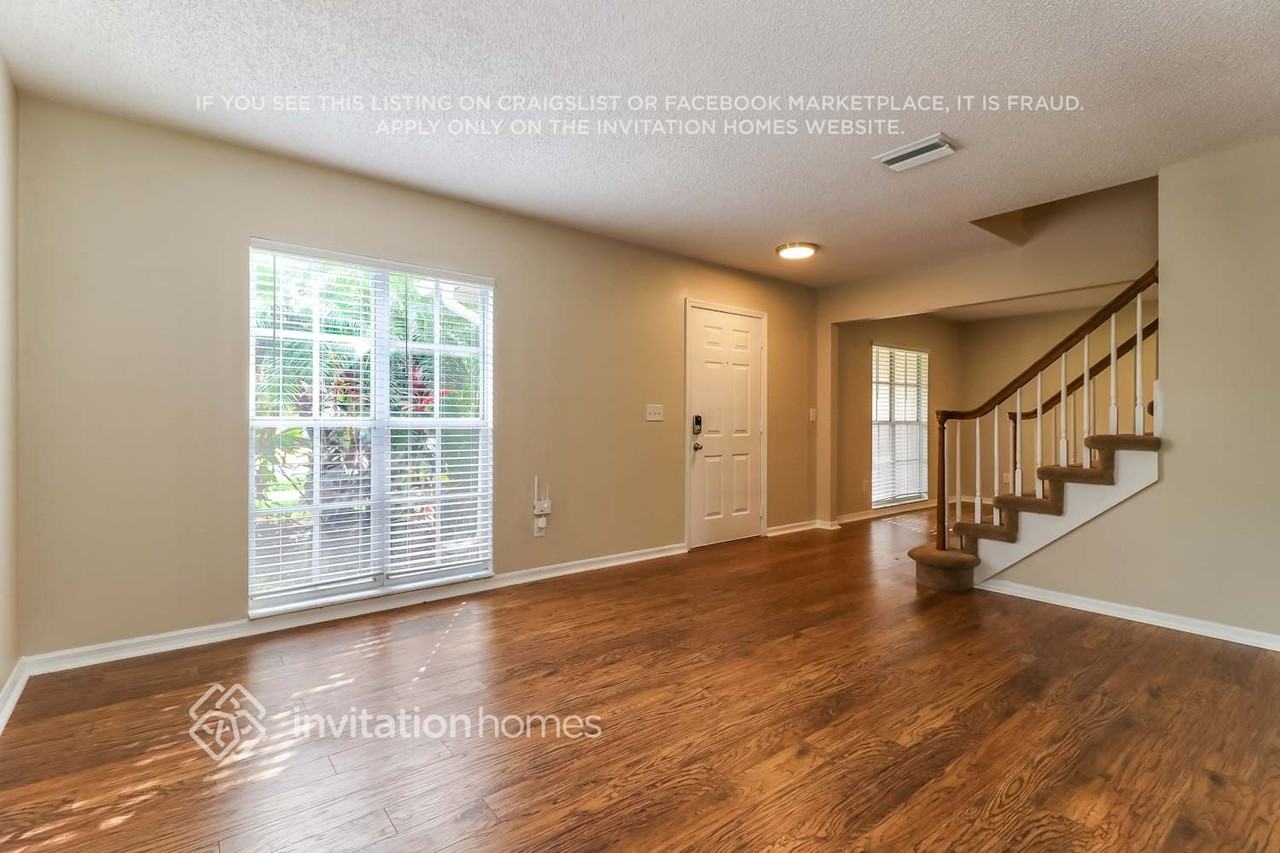 9703 Pleasant Run Way - Photo 2 of 16