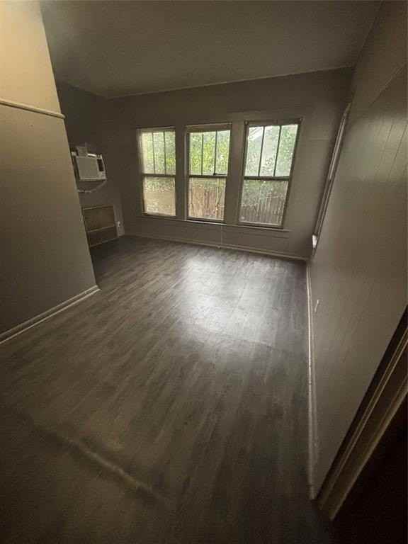 804 W Hickory St - Photo 6 of 14