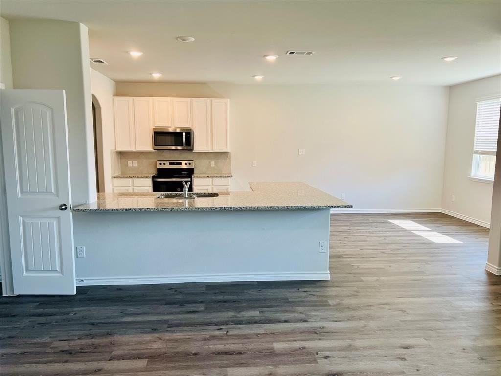 8308 White Pine Dr - Photo 7 of 30