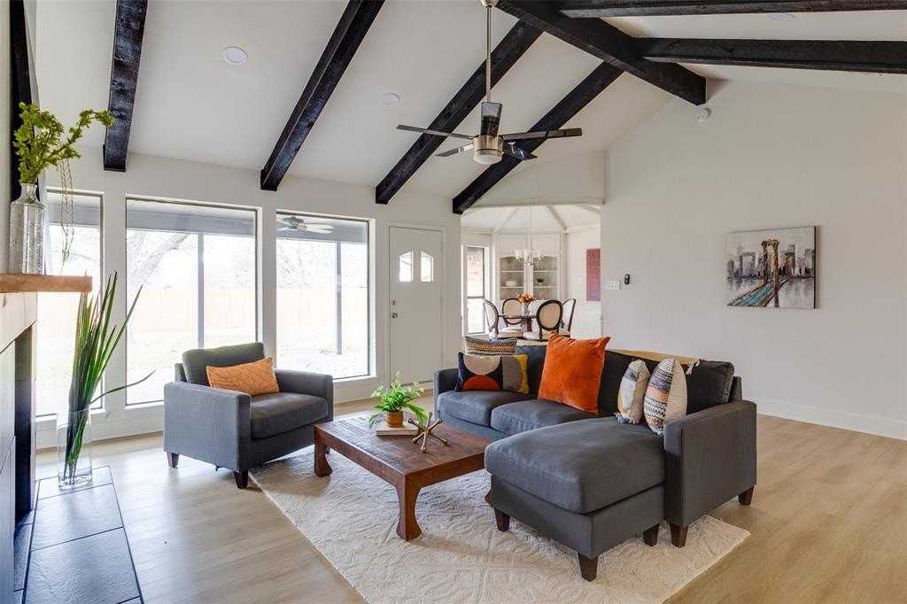 909 Highland Dr - Photo 4 of 7