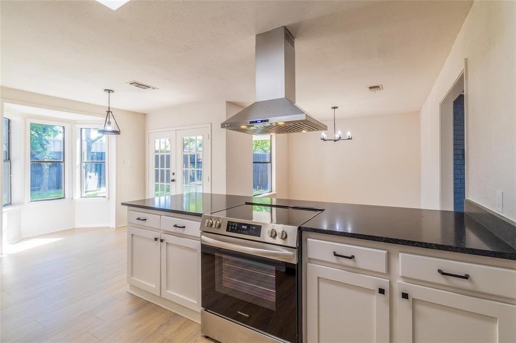 220 Jeaneta Ave - Photo 7 of 20