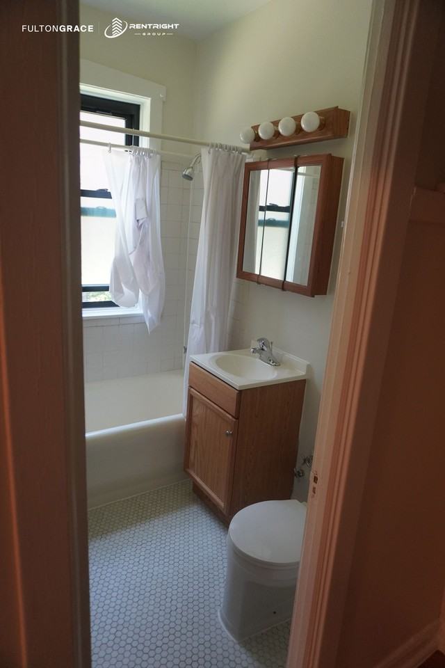 5018 N Lincoln Ave #A2 - Photo 6 of 7