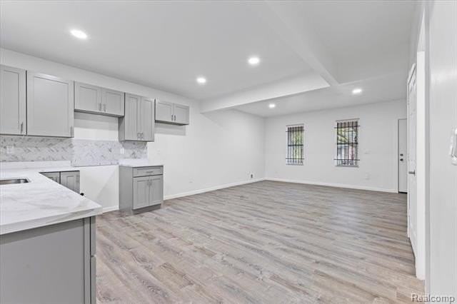 3957 Lenox St - Photo 7 of 18