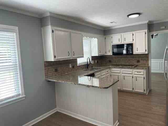 4332 Bahama Ln - Photo 2 of 17