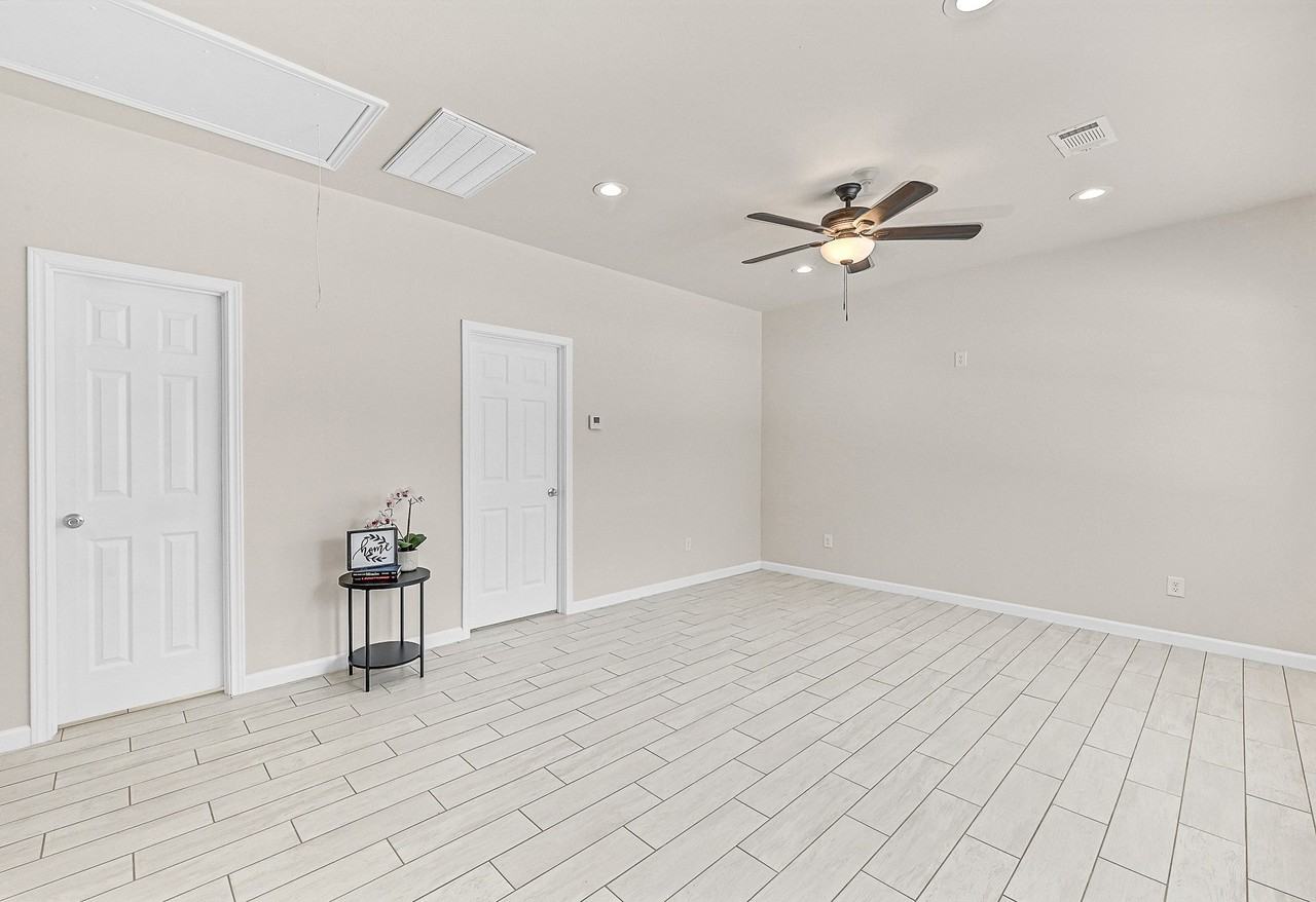 20603 Marilyn Ln - Photo 4 of 18