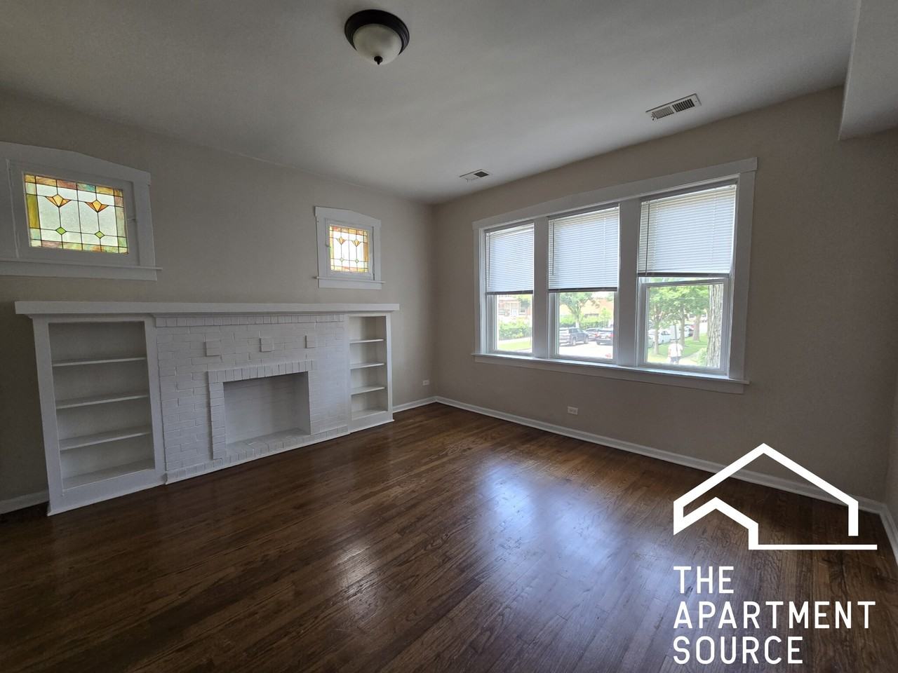 3757 W Sunnyside Ave #1