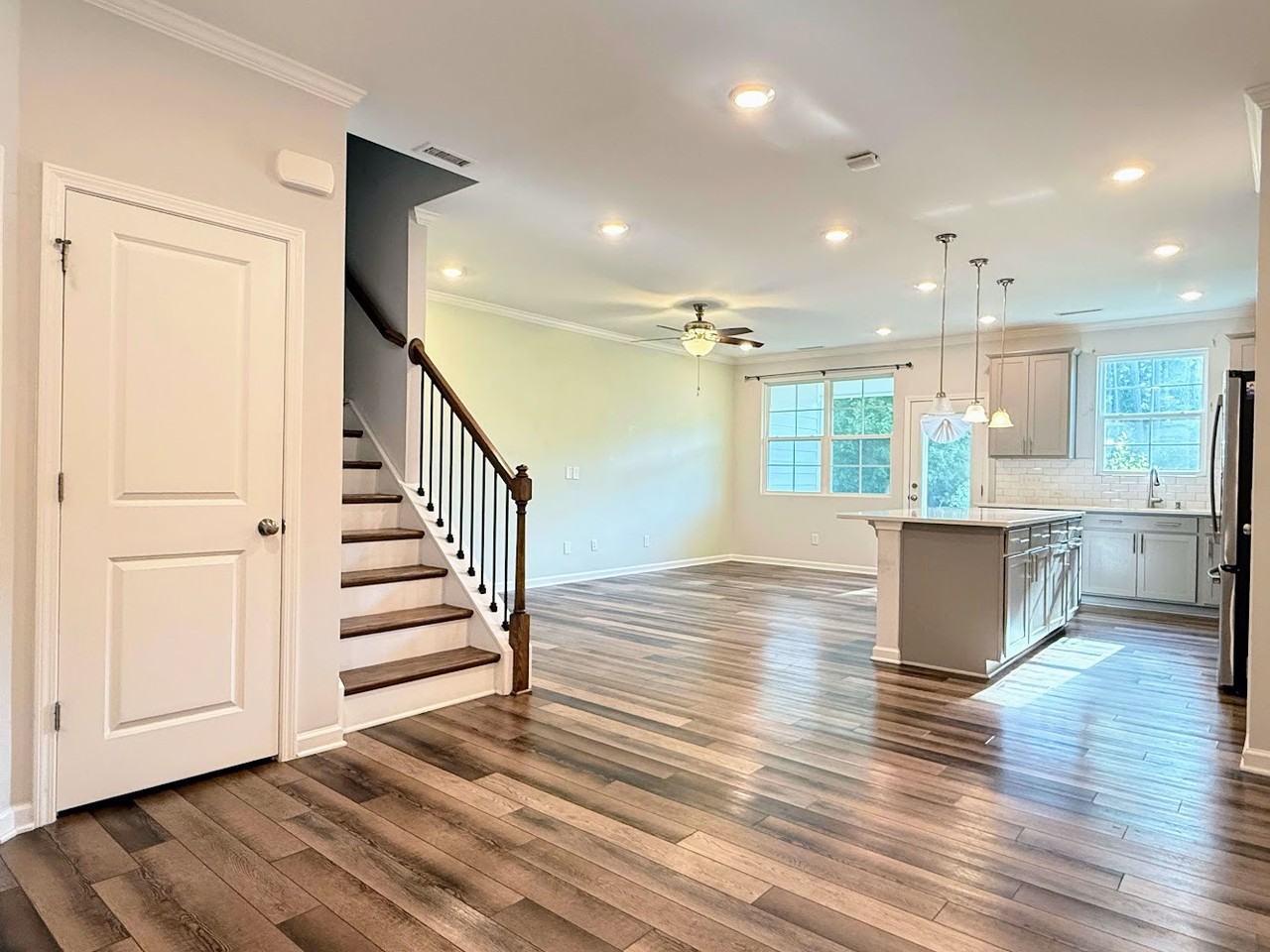 147 Hunston Dr - Photo 2 of 15