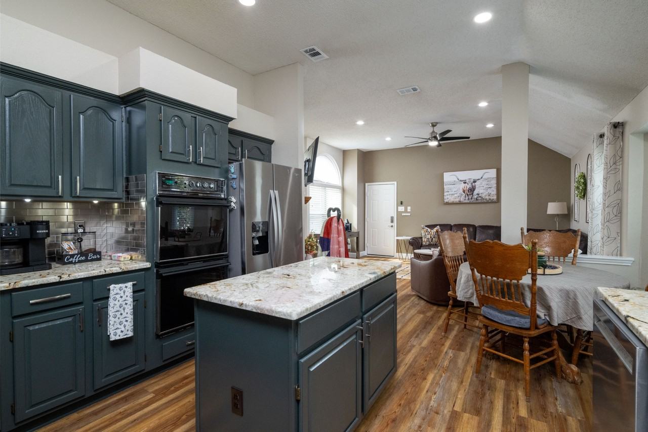 3410 Los Alamos Ln #NA - Photo 4 of 48