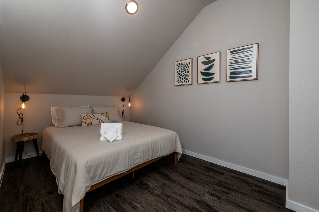 2307 N Elm St #NA - Photo 6 of 38