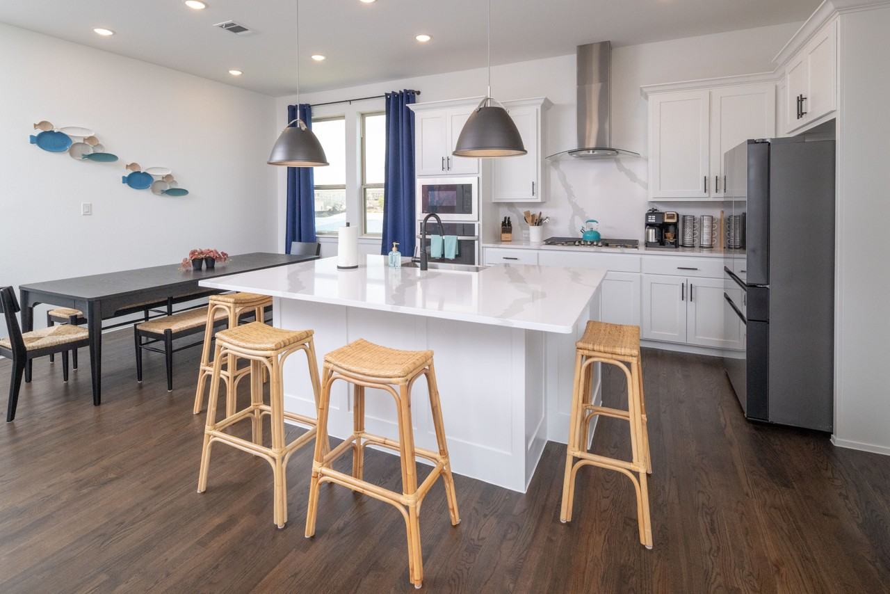 Easy St #NA - Photo 4 of 45