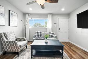 featured image of 426 Penrose Dr #4