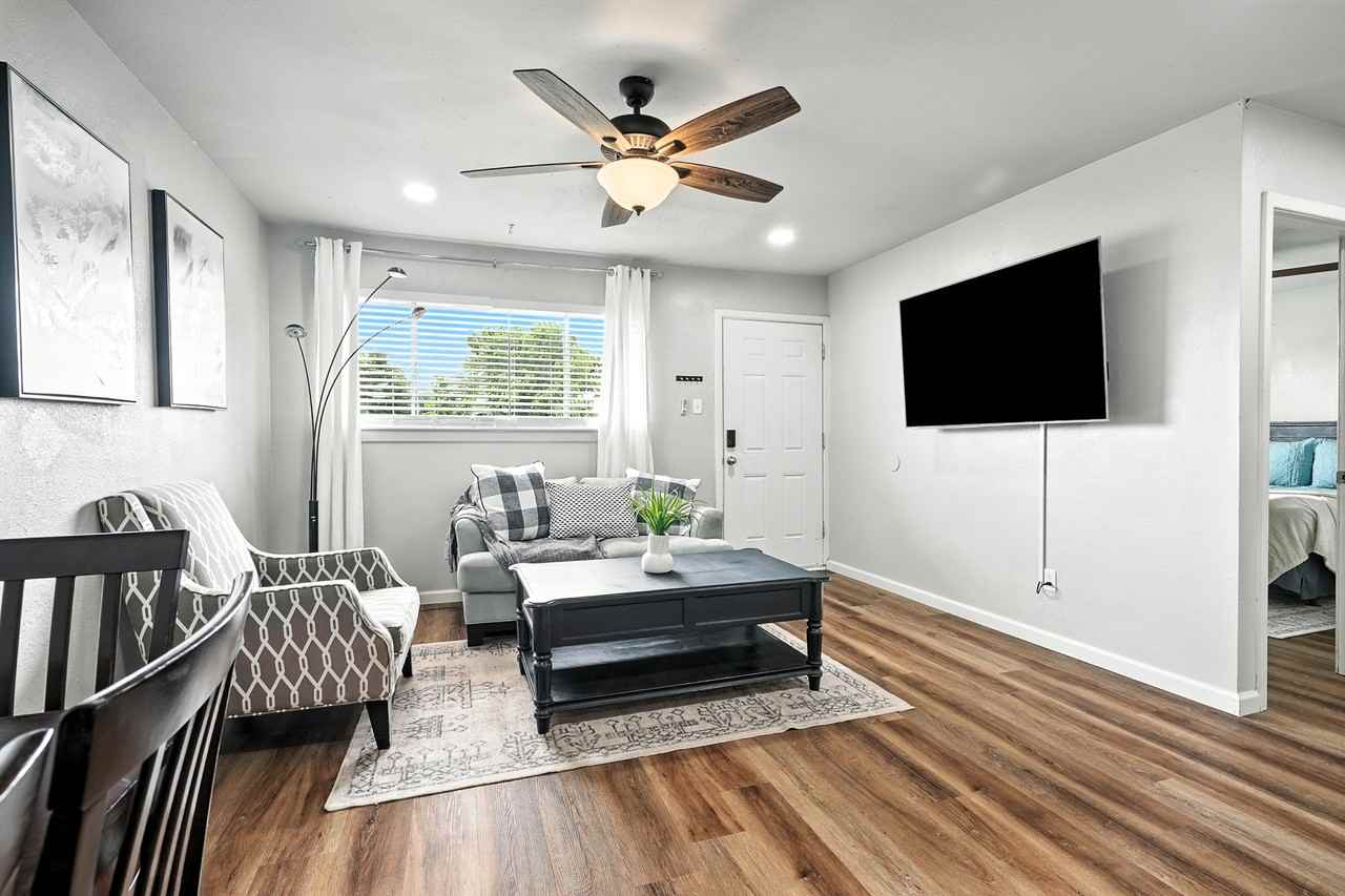 426 Penrose Dr #4 - Photo 2 of 21