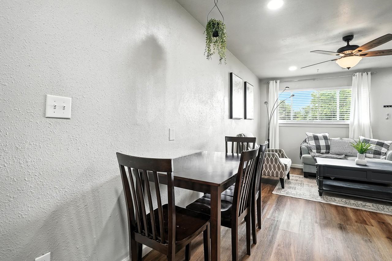 426 Penrose Dr #4 - Photo 6 of 21