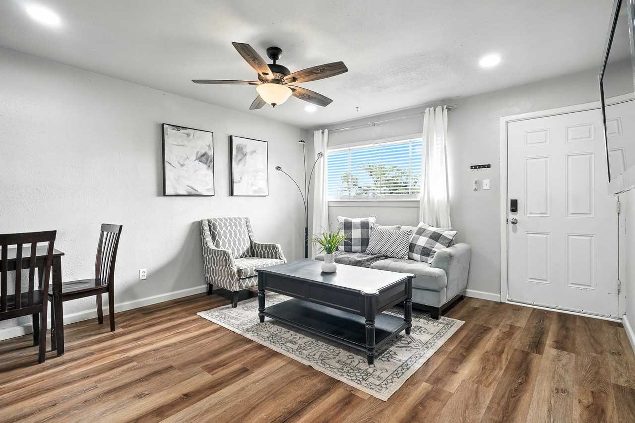 426 Penrose Drive #3 - Photo 3 of 21