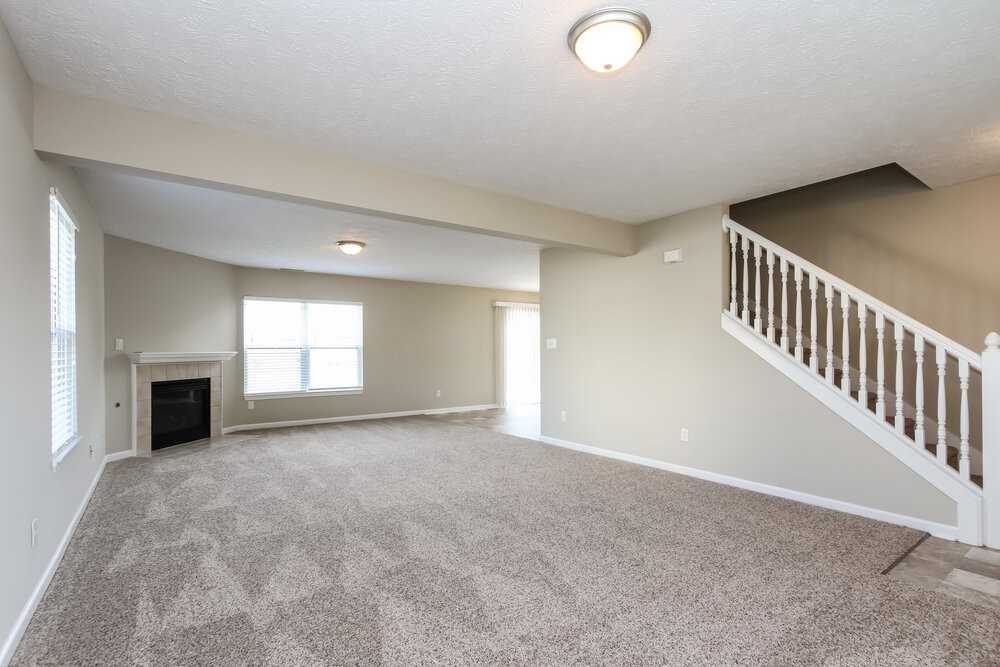1255 Spring Ridge Cir - Photo 2 of 16