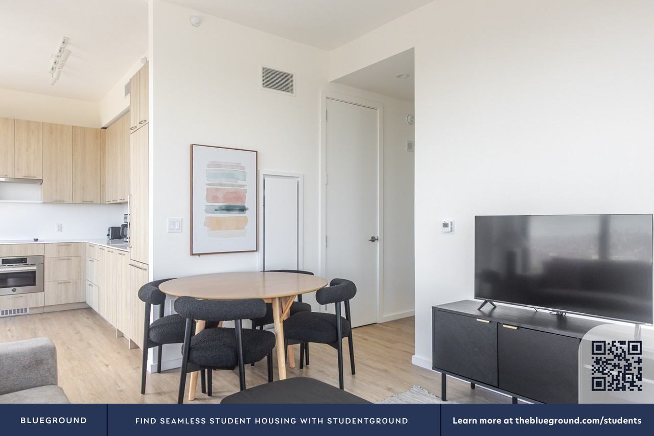 545 Vanderbilt Avenue - Photo 7 of 50