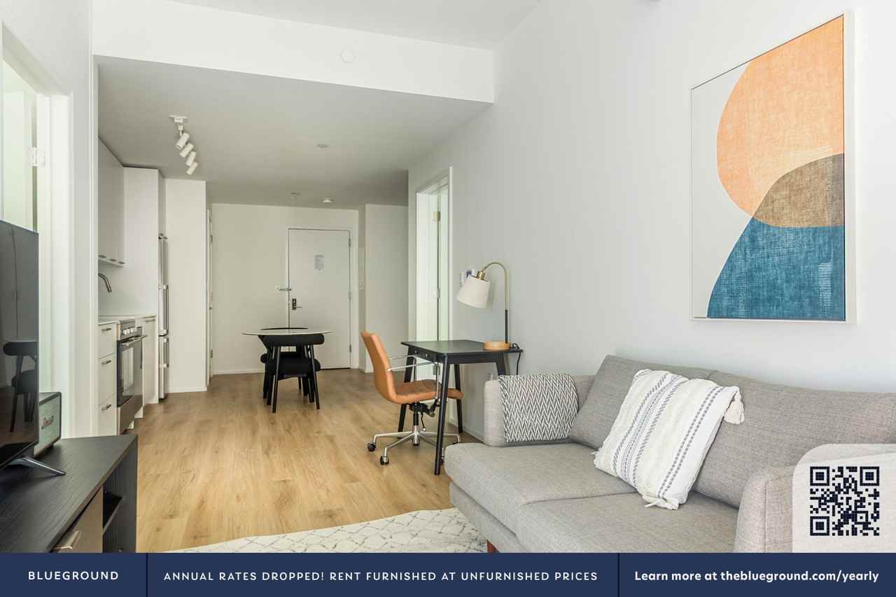 955 Sterling Place - Photo 4 of 29