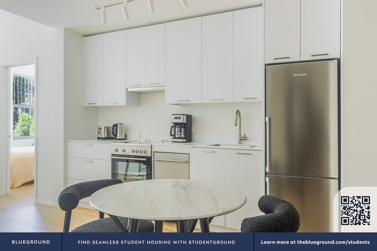 955 Sterling Place - Photo 7 of 29