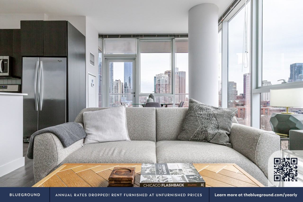 1000 South Clark Street - Photo 3 of 50