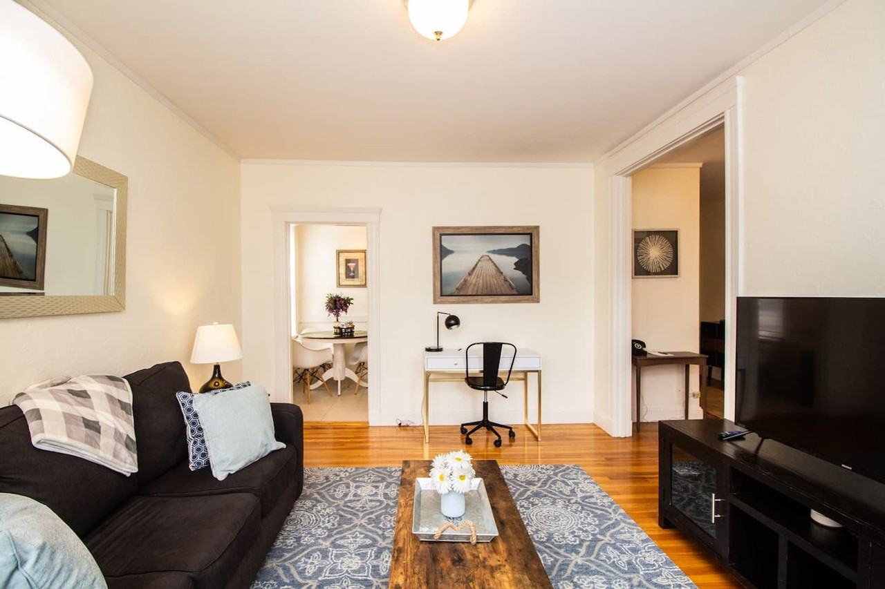 1945 Commonwealth Ave #1238084P - Photo 2 of 16