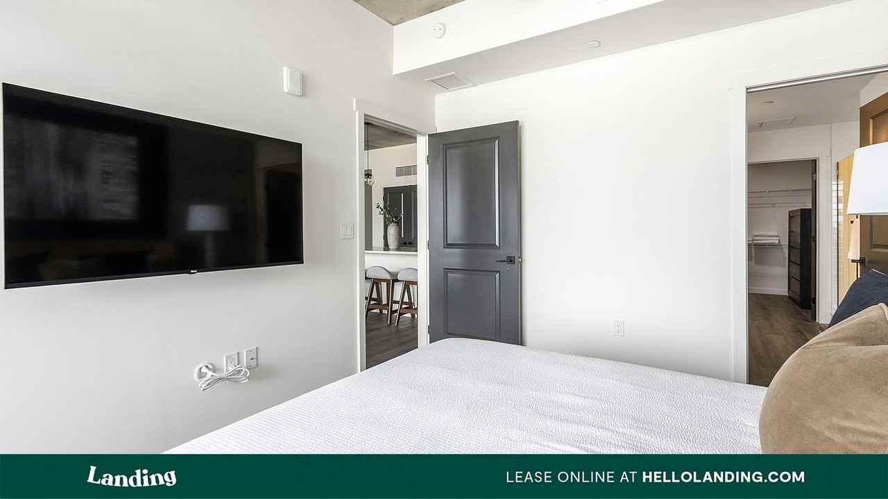 221 Main St N - Photo 3 of 50