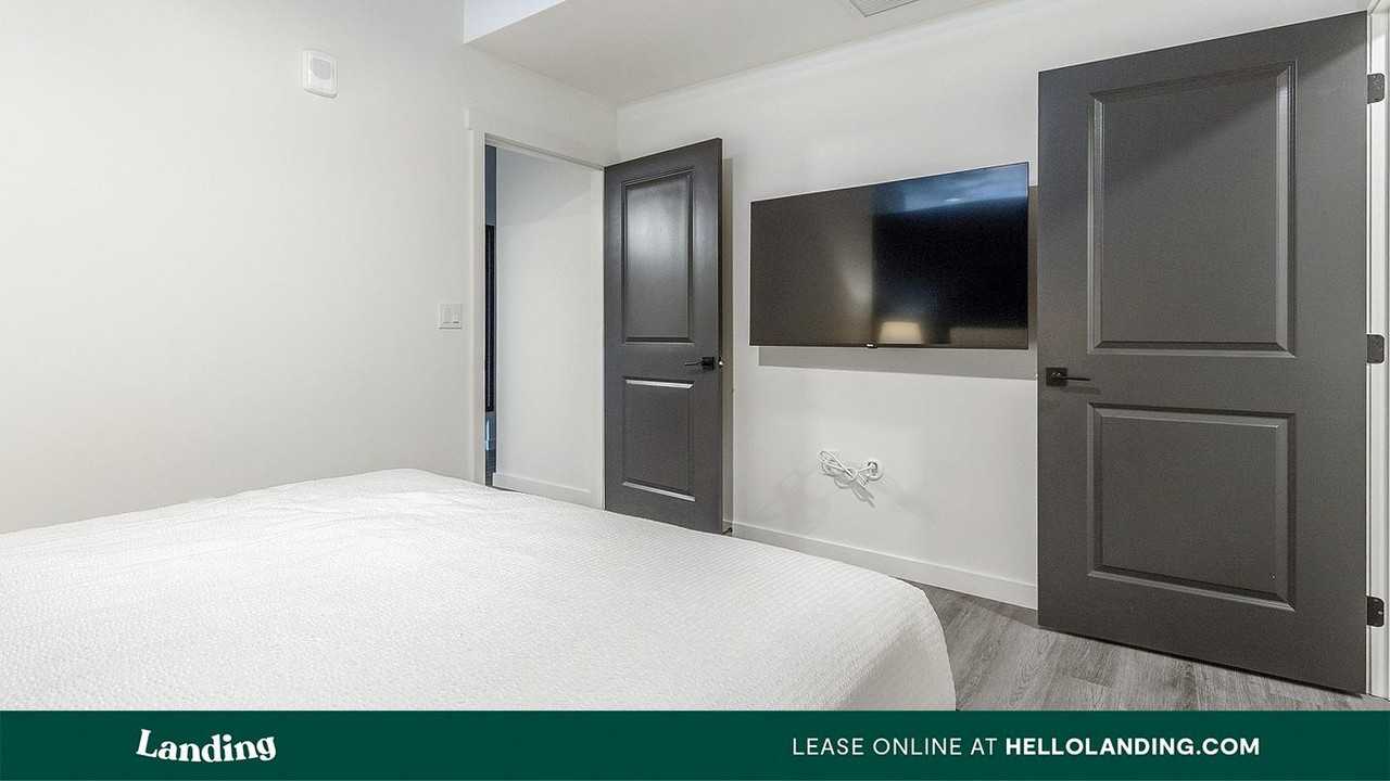 221 Main St N - Photo 5 of 50