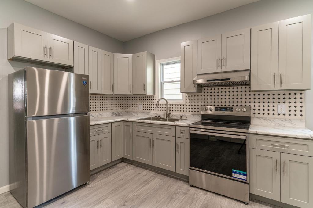 56 S Welles St - Photo 5 of 17
