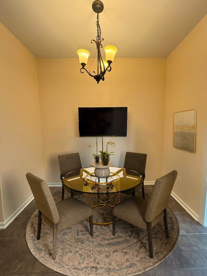 9 Hurst Ct #9HURSTCT - Photo 5 of 24