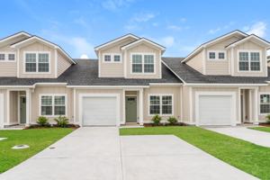 featured image of 2033 Silo St