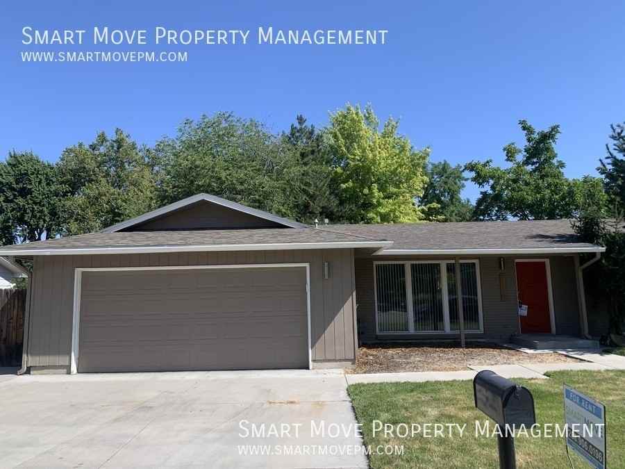 9990 W Skycrest Dr - Photo 2 of 28