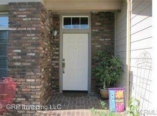 1464 Cedar Pines Dr - Photo 3 of 21