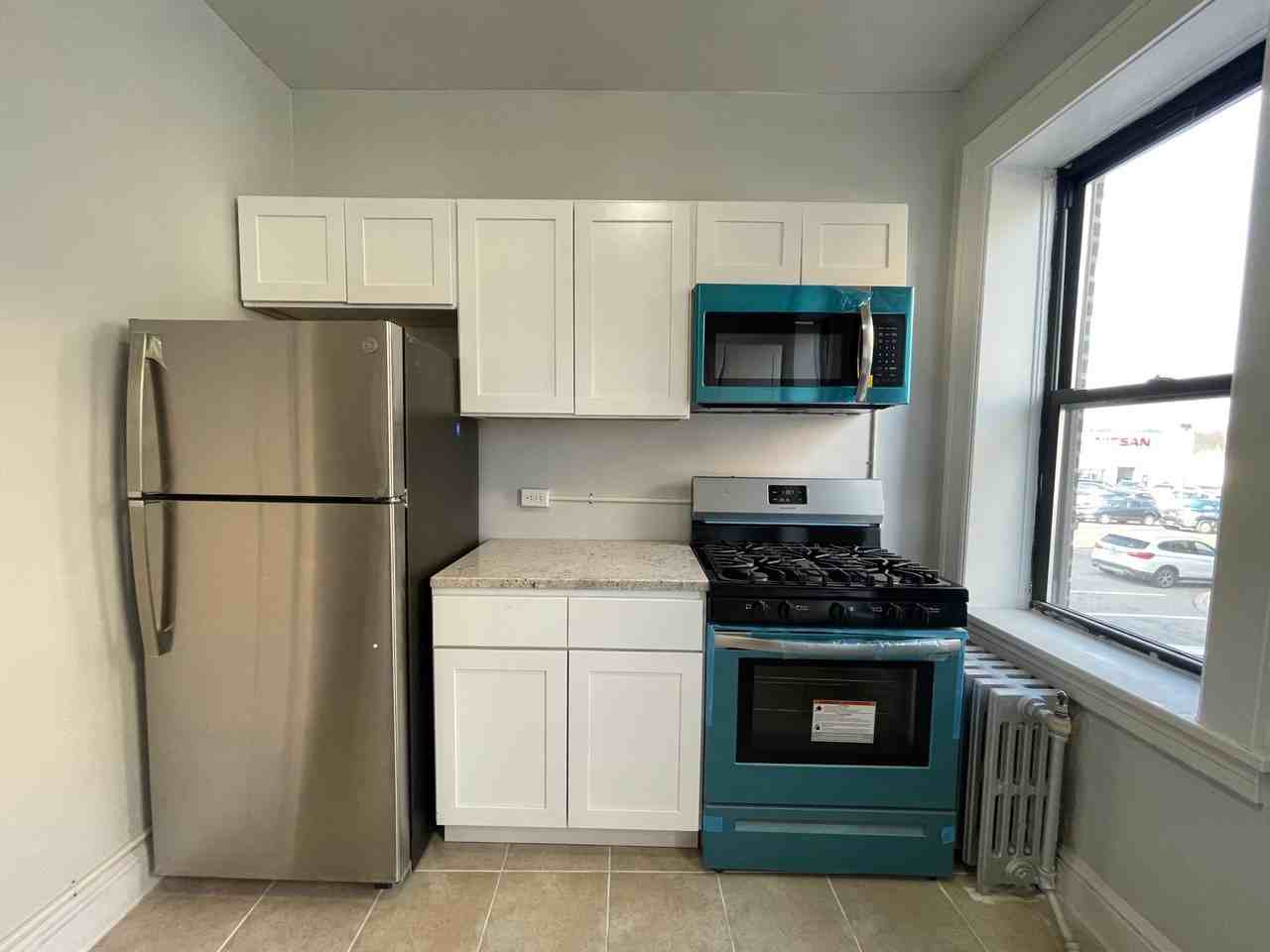 Hill Manor - Photo 3 of 6