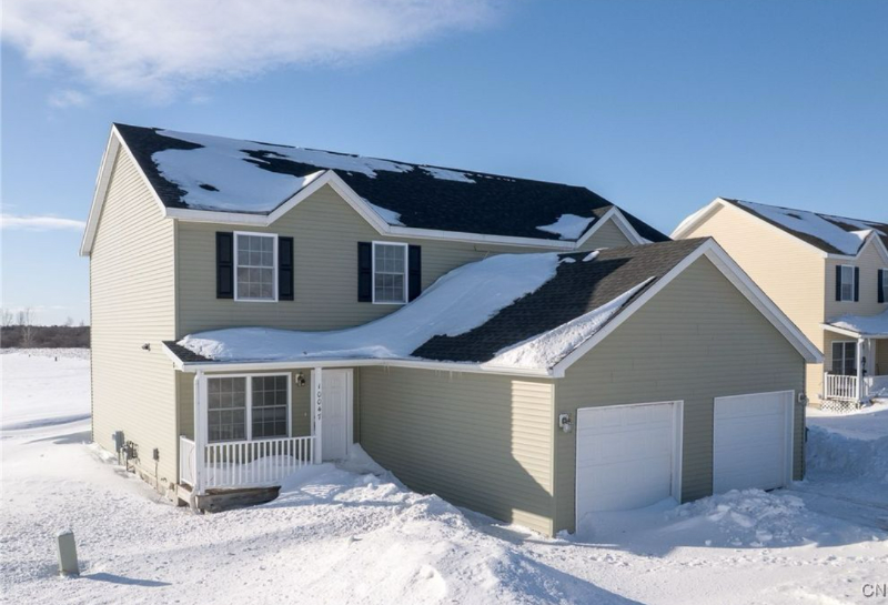 10047 Ash St #10047 - Photo 2 of 37