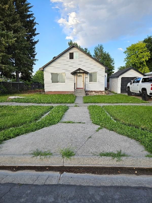 145 N Byron Ave #1 - Photo 3 of 7