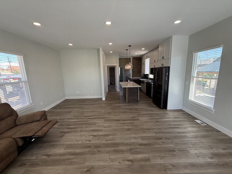 7 Elm Ave - Photo 2 of 17