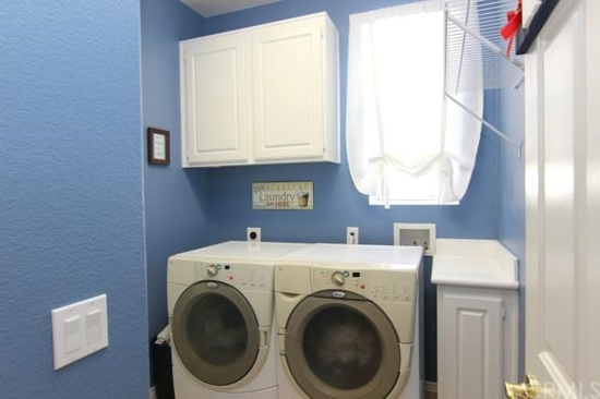 4395 Leonard Way - Photo 3 of 20