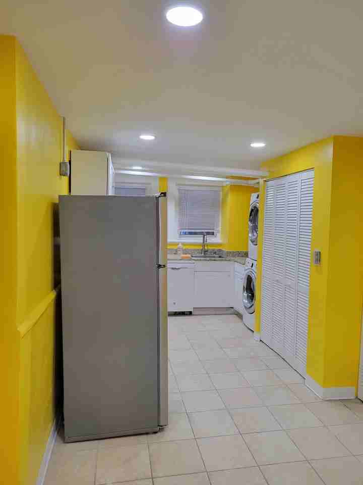 1833 Vermont Ave Nw #NA - Photo 3 of 11