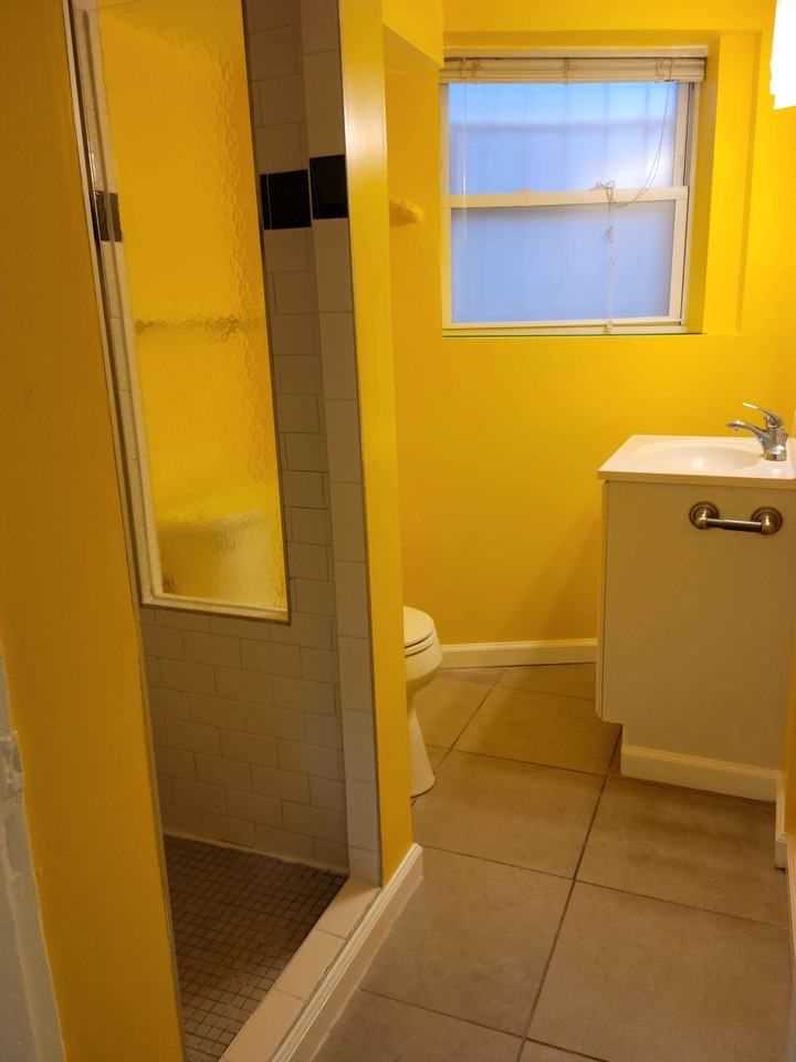 1833 Vermont Ave Nw #NA - Photo 7 of 11