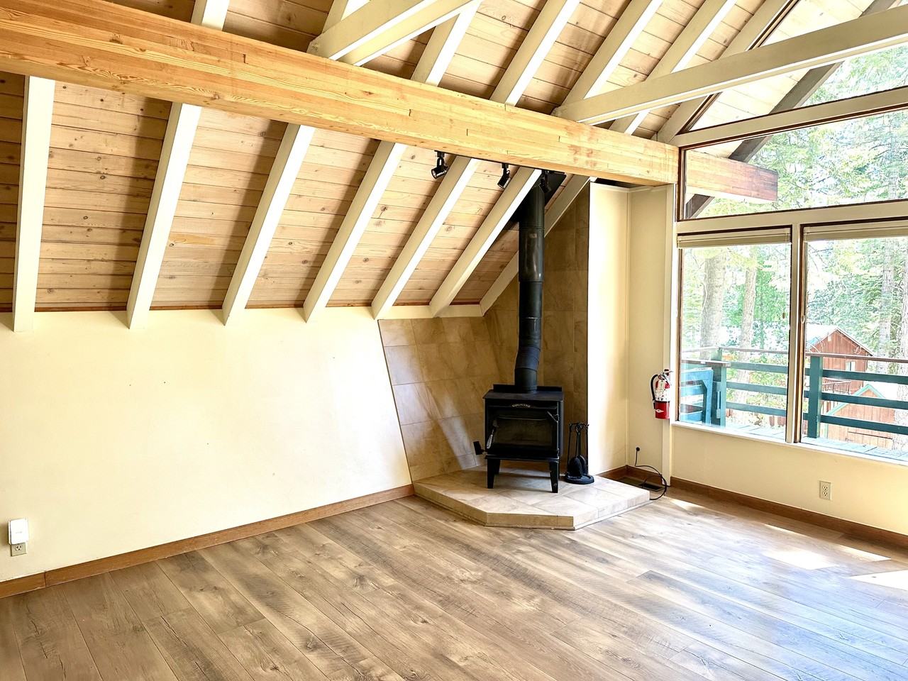 5822 Victoria Rd #NA - Photo 5 of 17