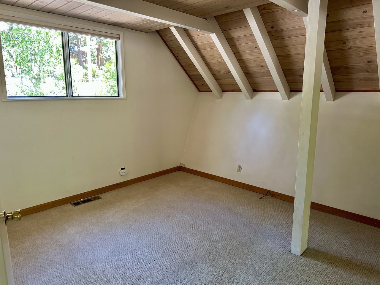 5822 Victoria Rd #NA - Photo 7 of 17