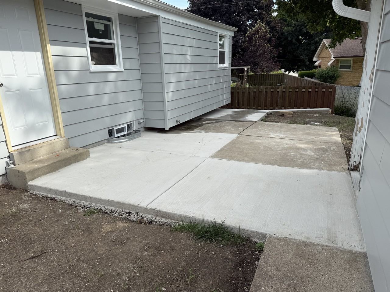 620 Juniper Cir #NA - Photo 3 of 8