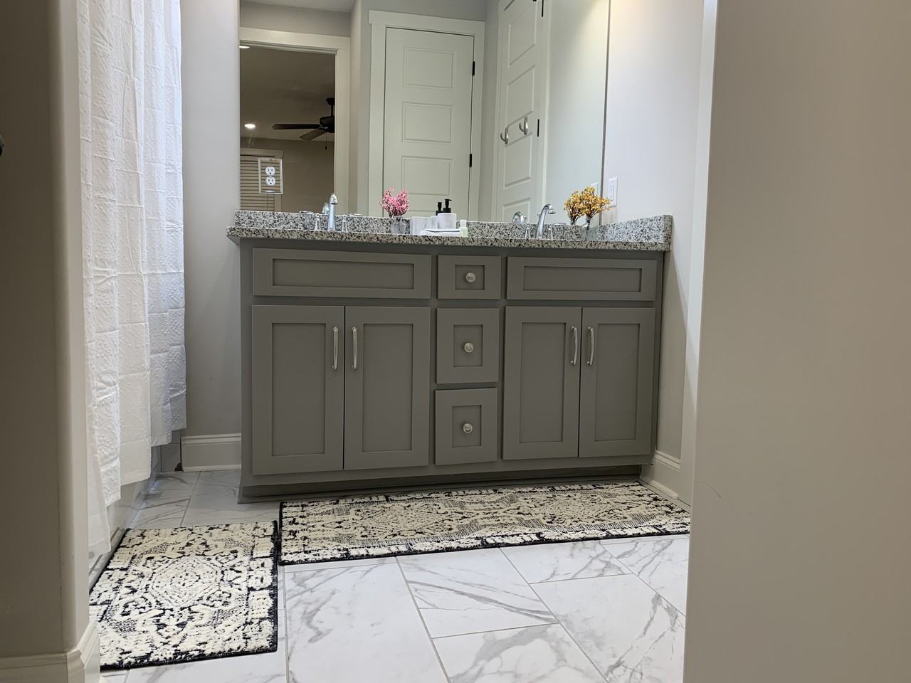 425 Live Oak Dr #NA - Photo 2 of 16