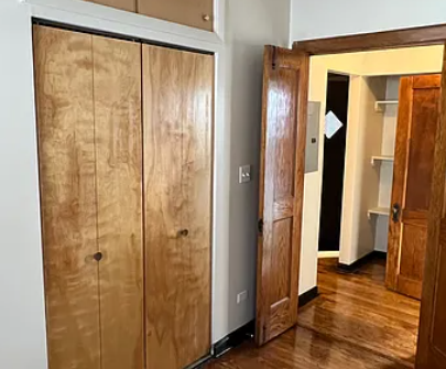 6408 South Harvard Avenue #2R - Photo 5 of 10