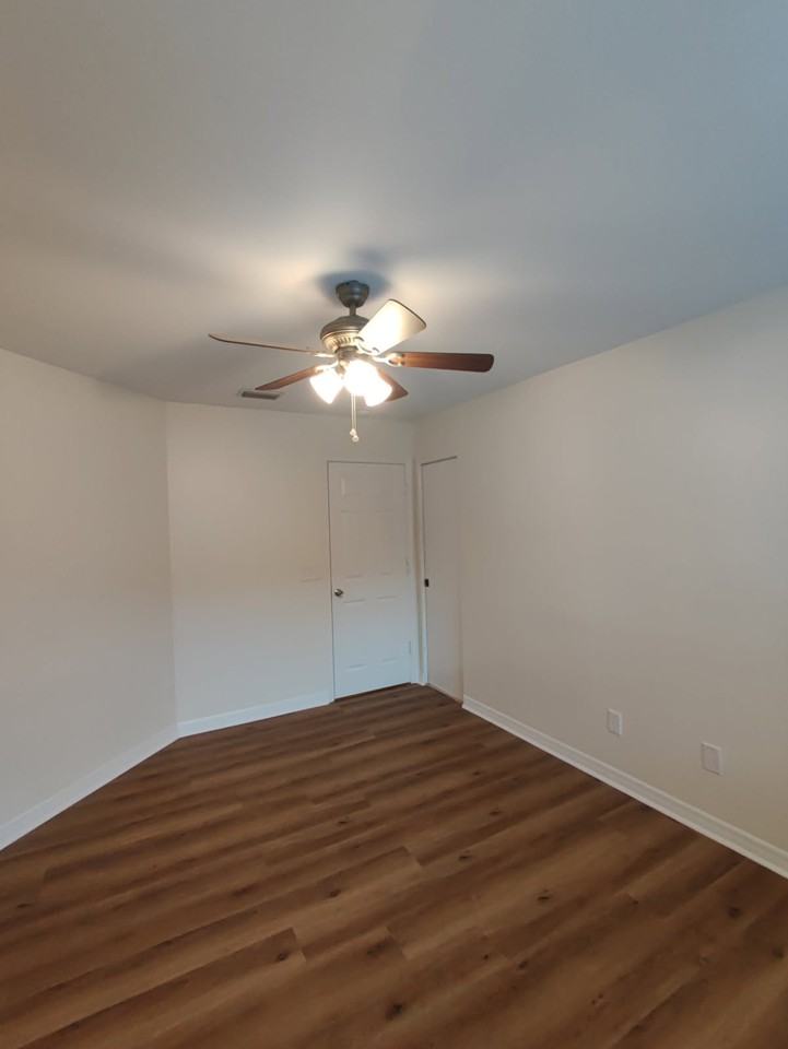 6019 Scotchwood Gln #201