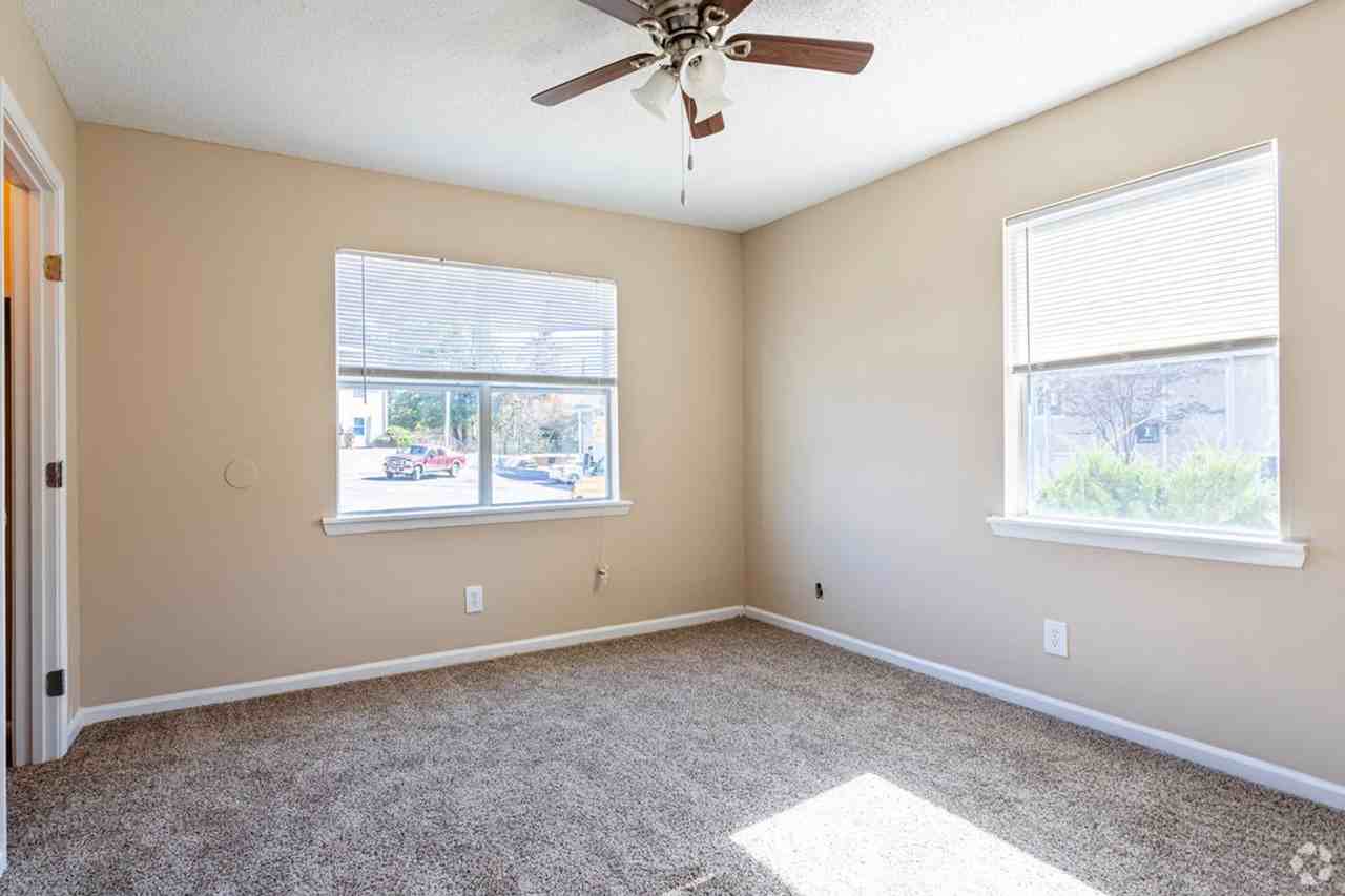 Shadowglen Townhomes + Flats - Photo 4 of 35