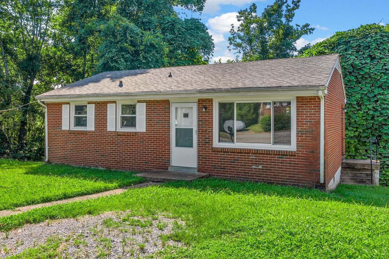 511 Washington Ct - Photo 2 of 22