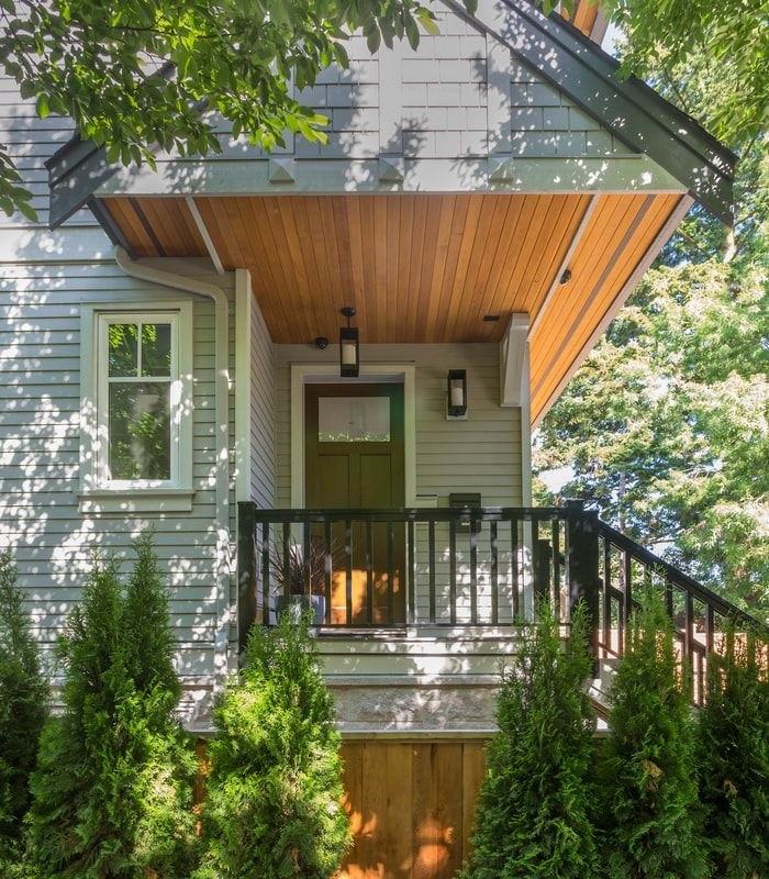 2708 Woodland Drive - Photo 2 of 15