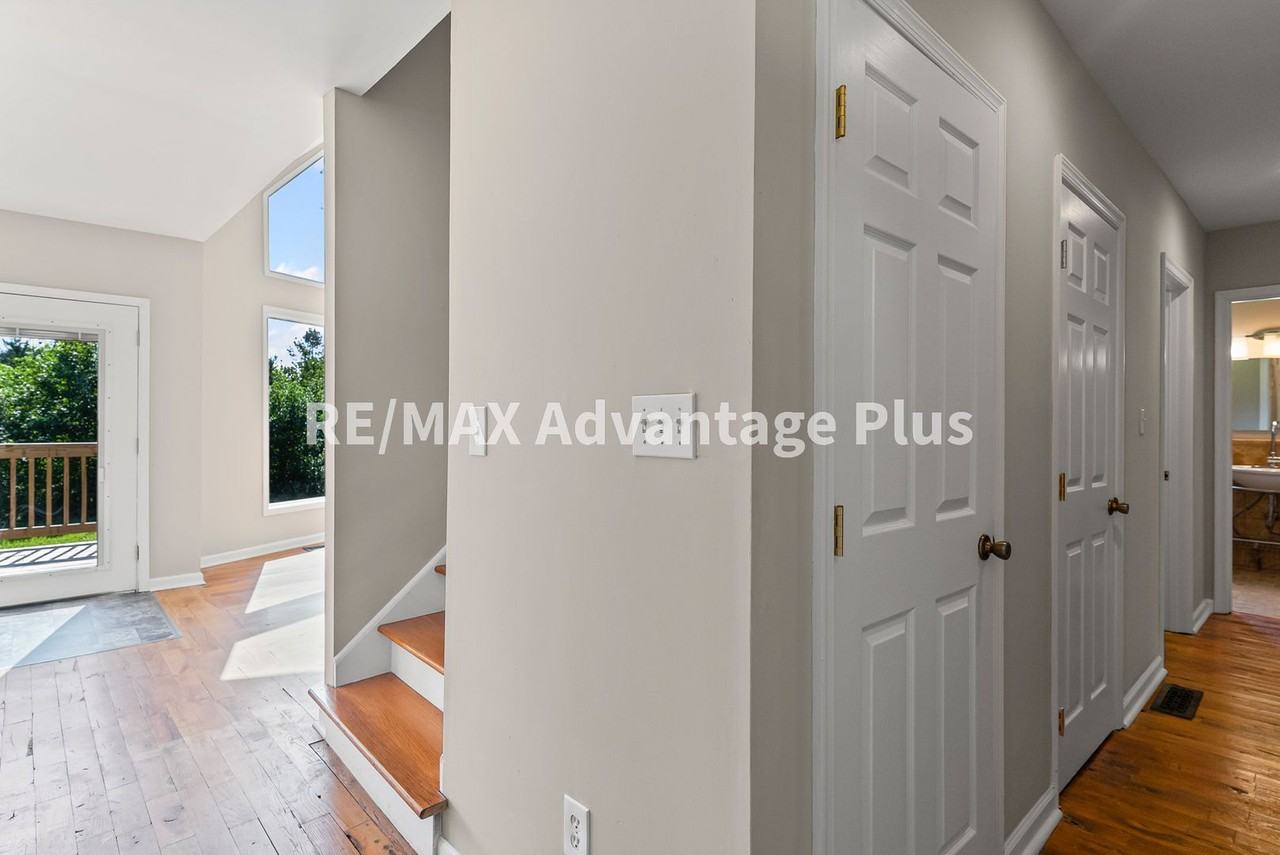 6502 Nutbush Rd - Photo 3 of 50