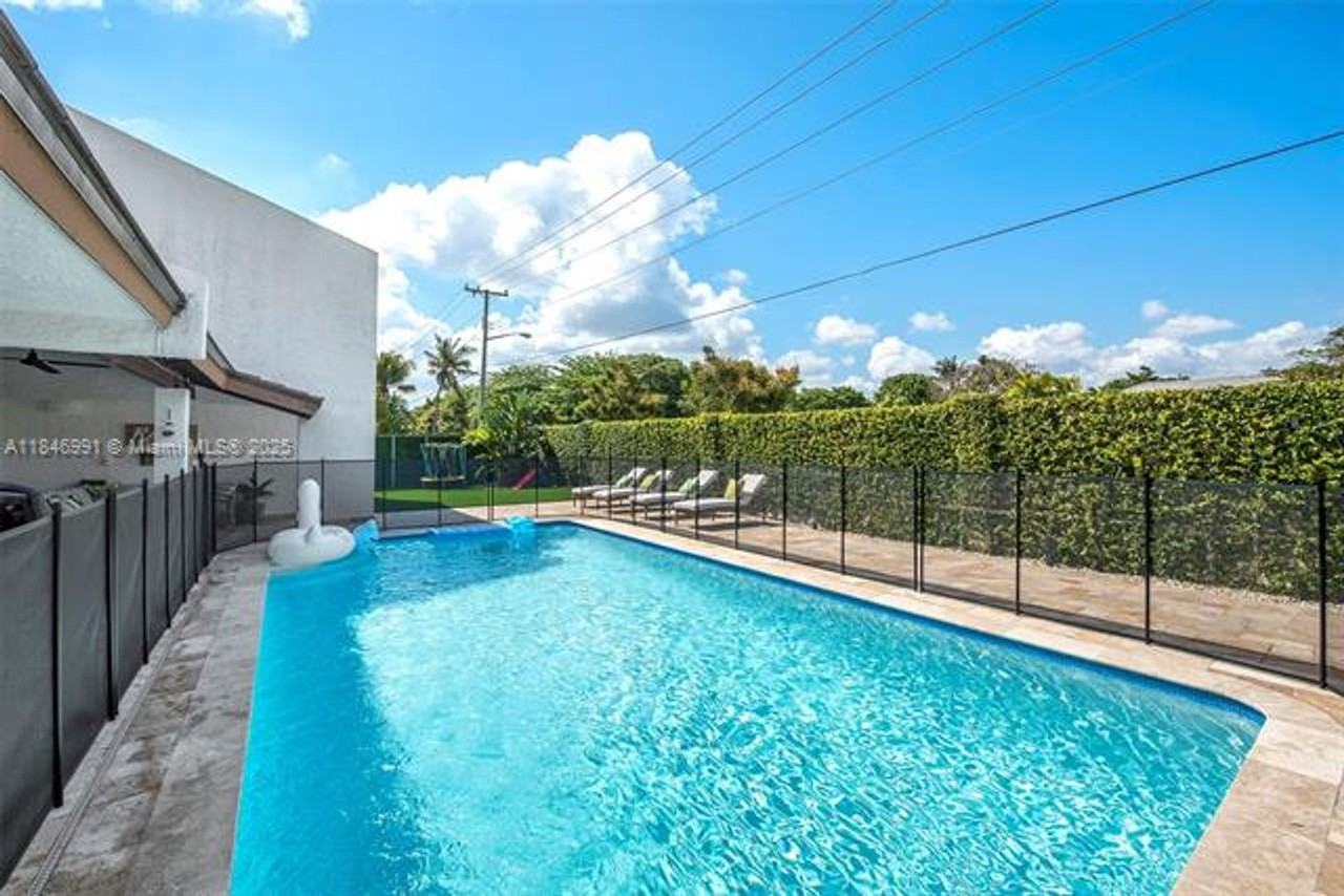 5901 Sw 56th Ter #5901 - Photo 6 of 50