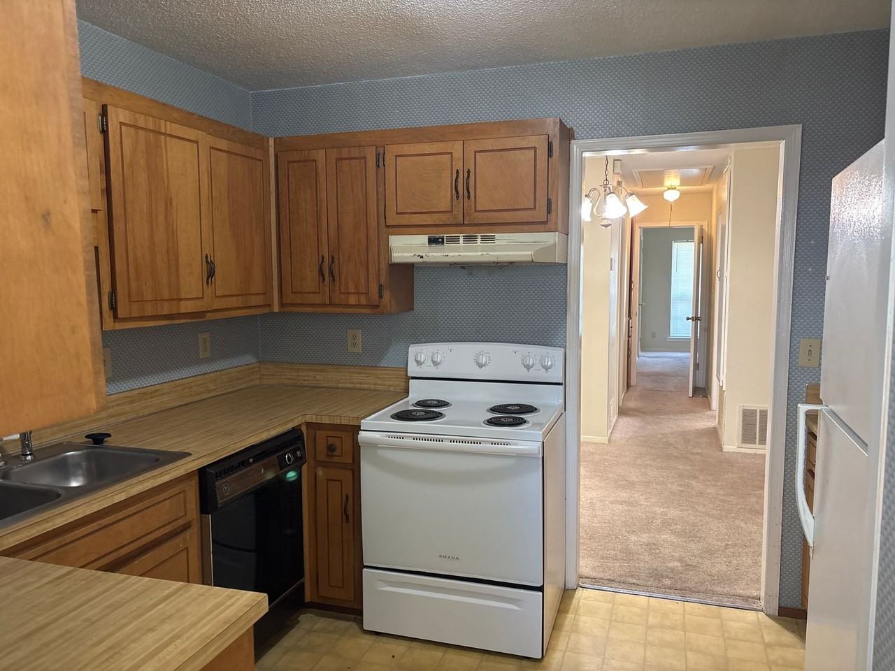 5768 Worchester Ct - Photo 7 of 19